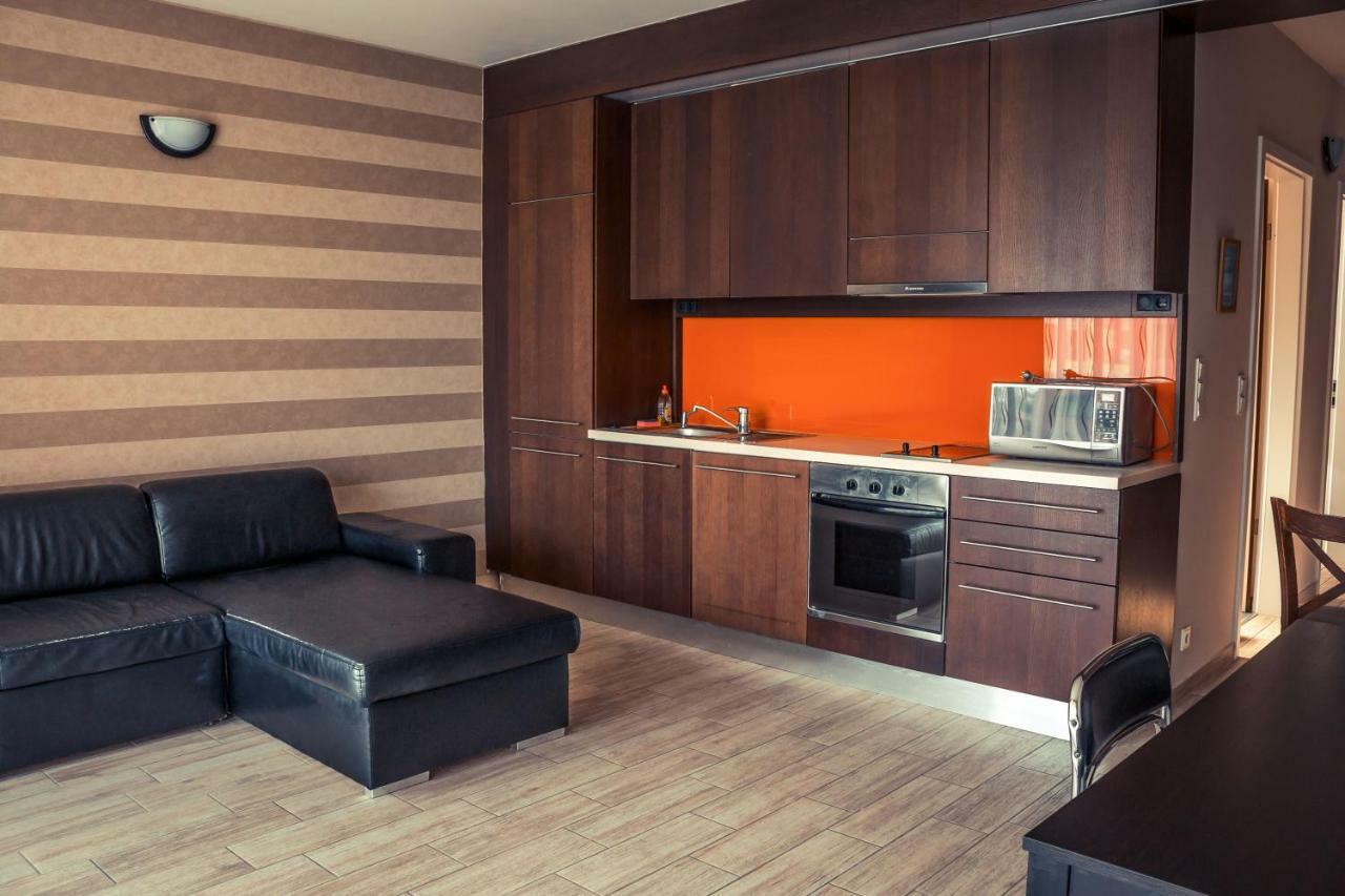 Bl Bavaria Yachtclub & Apartments บาลาตอนแลลเล ภายนอก รูปภาพ